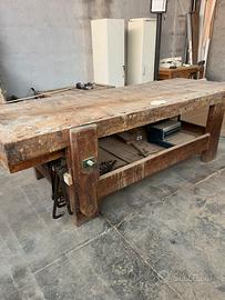 Tavolo antico da falegname