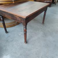tavolo in noce meta 800