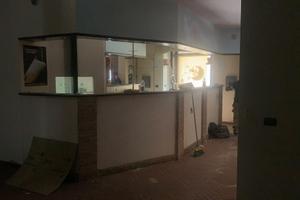 Ampio locale commerciale su 2 livelli centralissim