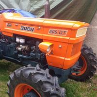Trattore Agrigolo Fiat 600