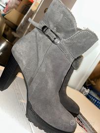 Stivaletti con tacco