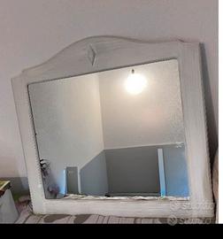 Specchio stile shabby