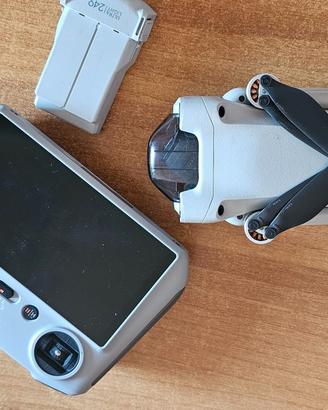 Drone DJI MINI 3 con due batterie