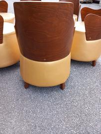 Poltrone puff sedute