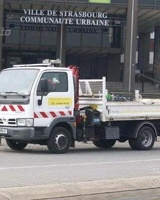 Parabrezza Nissan Cabstar pick-up (99-07)