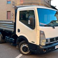 Nissan cabstar 2.5 Dci ribaltabile 3 latti