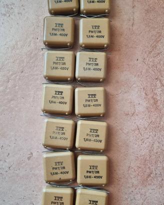 Coppia selezionata condensatori ITT PMT/2R 1,5 uF 