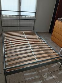 Letto matrimoniale alla francese