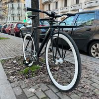 Bici a scatto fisso