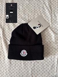 Berretto Moncler Nero in Lana - NUOVO