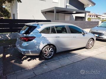 Opel Astra 1.5 cdti