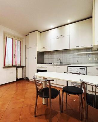 Appartamento di 98 m² con 4 locali a Parma
