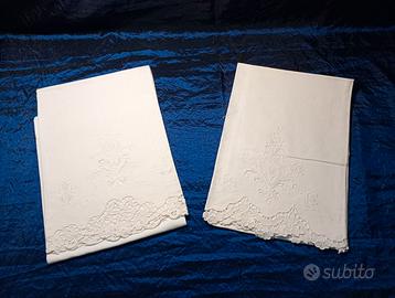 2 Asciugamani in Lino ricamo Macramé Intaglio