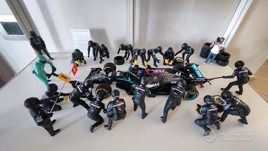 Diorama PitStop Lewis Hamilton Mercedes  2020 1/18