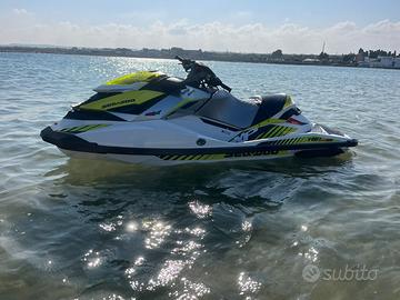 Sea doo 300 del 2017 + carrello