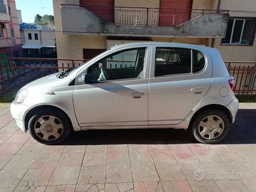TOYOTA Yaris 2ª serie - 2001