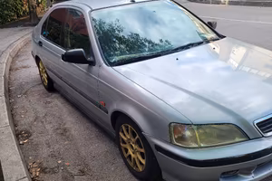 Honda Civic 1.4 90CV neopatentati