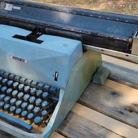 MACCHINA DA SCRIVERE