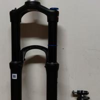 Forcella ammortizzata e ammortizzatore posteriore 