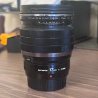 Olympus 17mm f1.2