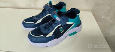 Scarpe da ginnastica, misura 39