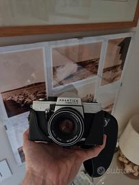 Praktica Super TL 2 - storia della Guerra Fredda