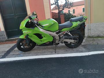 Kawasaki Ninja ZX-9 - 1998