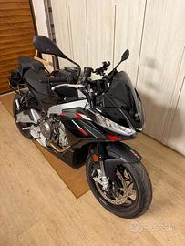 Aprilia tuono 660 factory