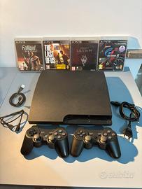 Playstation 3 Slim 160GB + 2 Controller + 4 giochi