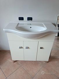 Mobile bagno completo con lavabo e specchio attr