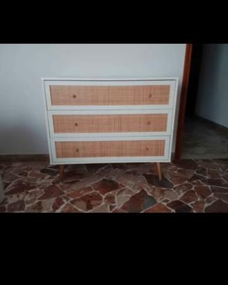Cassettiera in rattan