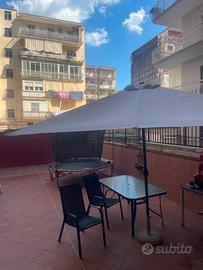 Tavolo /sedie/ombrellone gazebo