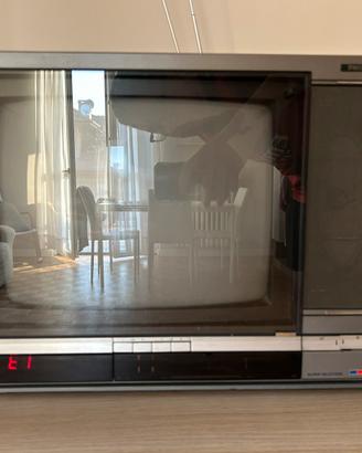 Televisore Philips Vintage anni ’80 – Funzionante