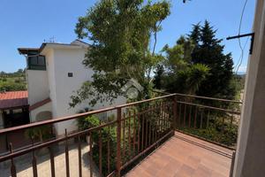 3 LOCALI A SANTA FLAVIA