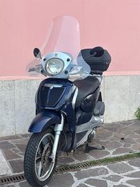 Scarabeo Light 200 - 2009