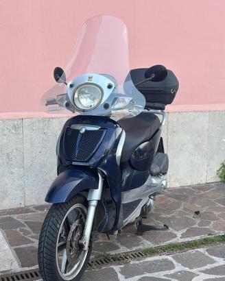 Scarabeo Light 200 - 2009