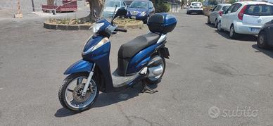 Honda SH 300 compreso passaggio di proprietà