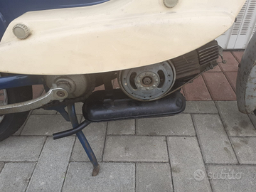 Ciclomotore motom daina matic