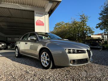 Alfa Romeo 159 1.9 JTDm Distinctive