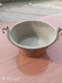 antico paiolo in rame