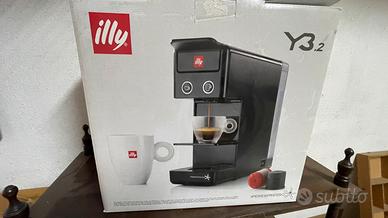 Macchina caffè illy