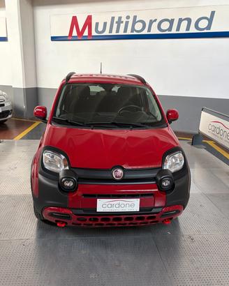 FIAT PANDA 1.0 HYBRID CROSS (25.000 KM!)