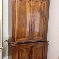 Antico palazzo da svuotare tanti mobili eleganti