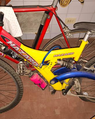 Bicicletta MTB Hazard da 170 a 180 cm di altezza 