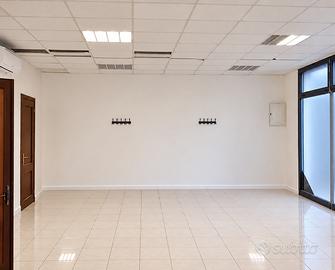 Sala di 22 mq per per attività