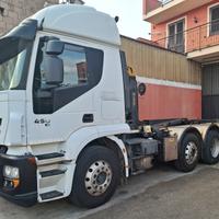 motrice 4 assi 450 cv.