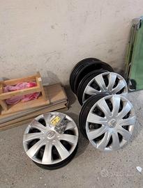 4 cerchi Toyota Yaris  r15