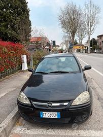 Opel corsa 2005