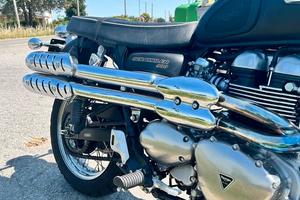 Moto Scrambler 900