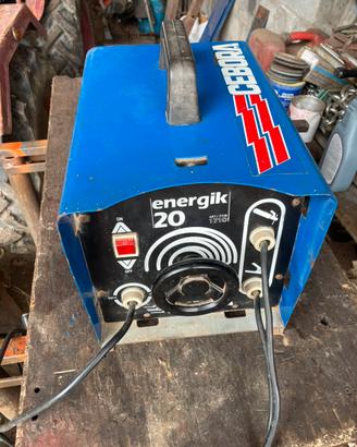 Saldatrice ad elettrodo